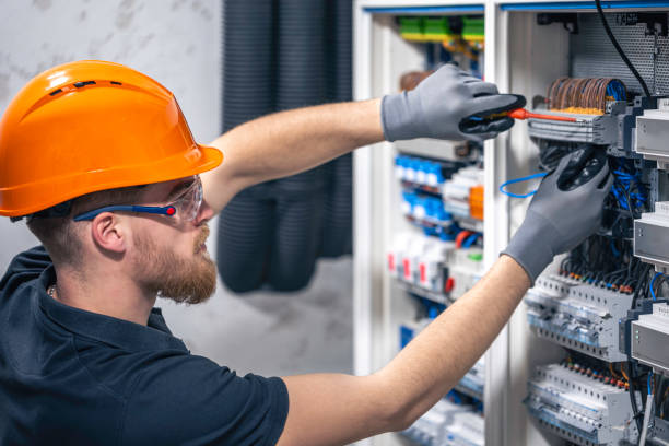 Best Local Electrician Companies  in Center Point, TX